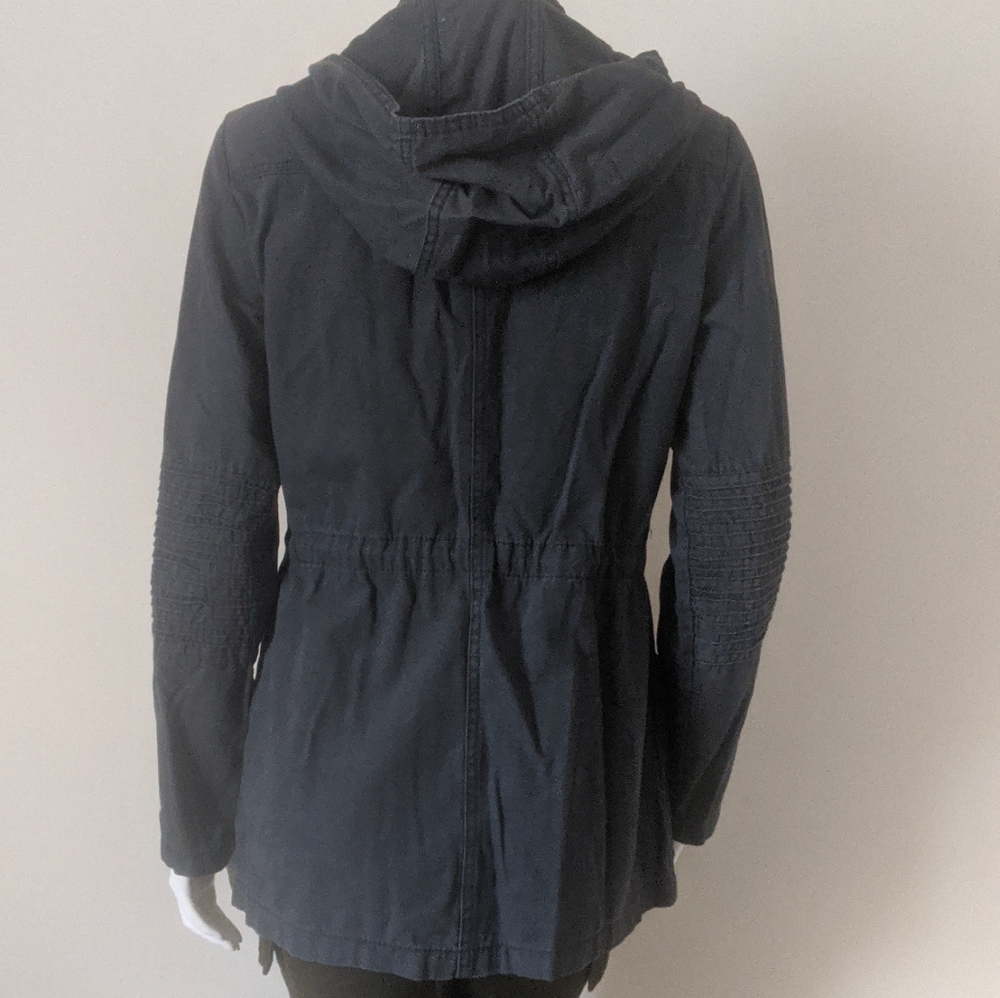 Light Weight Jacket - Picture 8 of 16